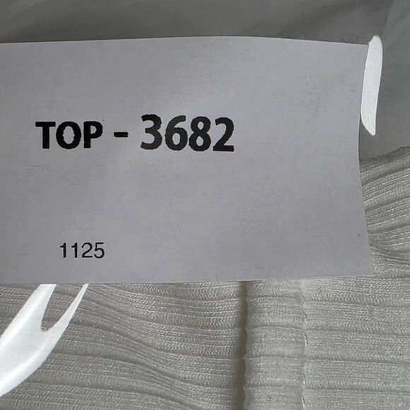 Red Dress M White Ribbed Cutout Short Sleeve Top - Picture 6 of 6